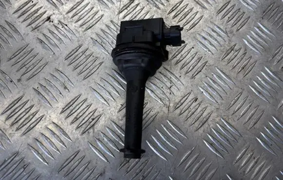 Volvo V70 High voltage ignition coil 9125601 6680 0221604001