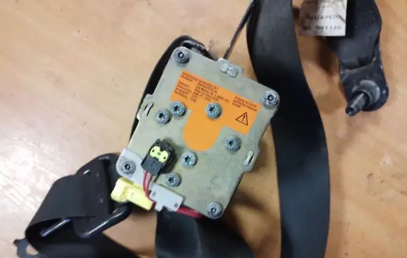 Toyota Verso Front seatbelt