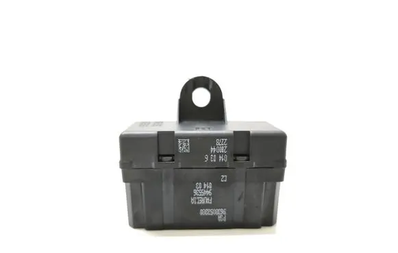 Peugeot 208 I Seat heating relay 9638053380