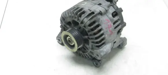 Toyota Avensis T270 Generator/alternator