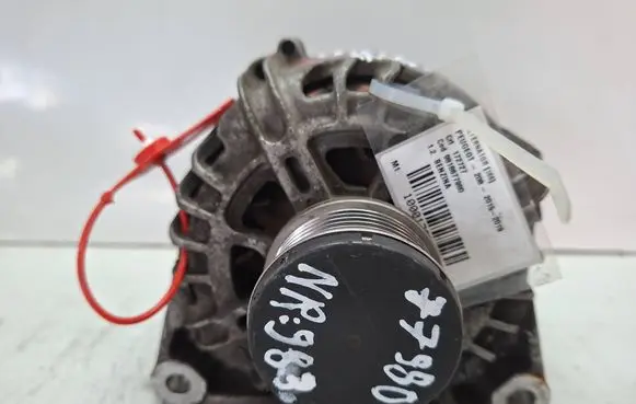 Peugeot 208 I Generator/alternator S27645983 9818677980