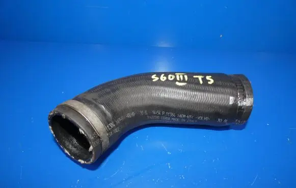 Volvo S60 Intercooler hose/pipe 31422095