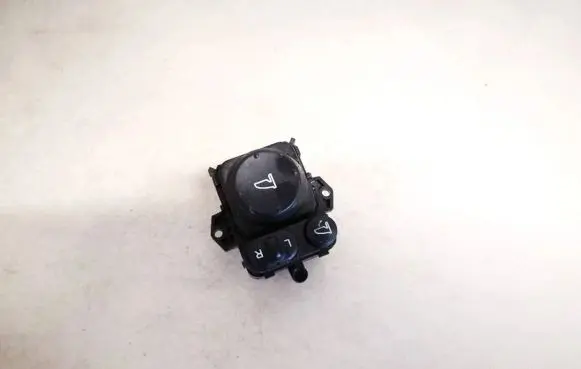 Honda Civic Wing mirror switch