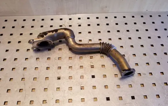 Toyota Avensis T270 EGR valve line/pipe/hose