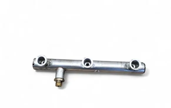 Porsche Cayenne (92A) Fuel main line pipe 06E130090T