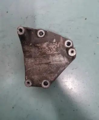 Opel Zafira A Engine splash shield/under tray 90529603