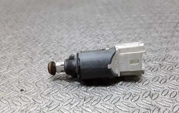 Renault Scenic II - Grand scenic II Brake pedal sensor switch 8200168238