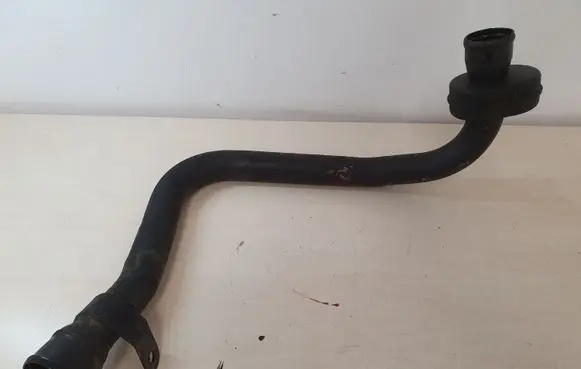 Chrysler Grand Voyager IV Engine coolant pipe/hose