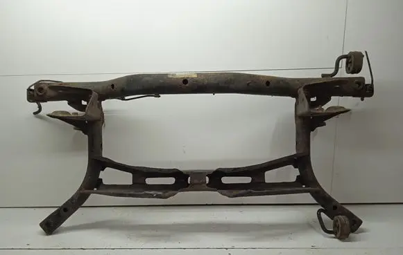 Volkswagen Touran II Rear subframe 1T050000153 1T050000