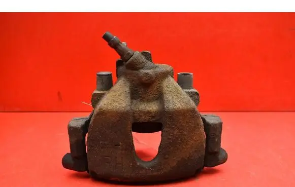Ford Kuga I Front brake caliper