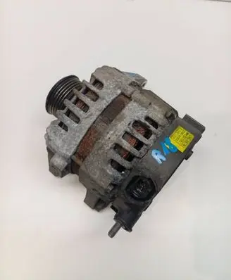 Hyundai ix35 Generator/alternator 373002A850 135V130A