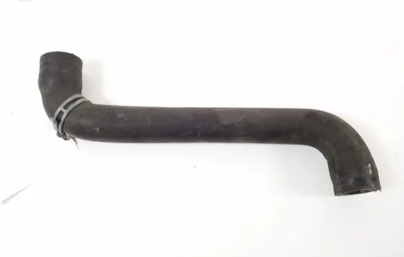 Mercedes-Benz Vito Viano W639 Engine coolant pipe/hose A6395014382