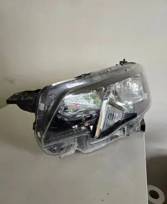 Peugeot Partner Headlight/headlamp 9816826980 9014619301JH 90146193
