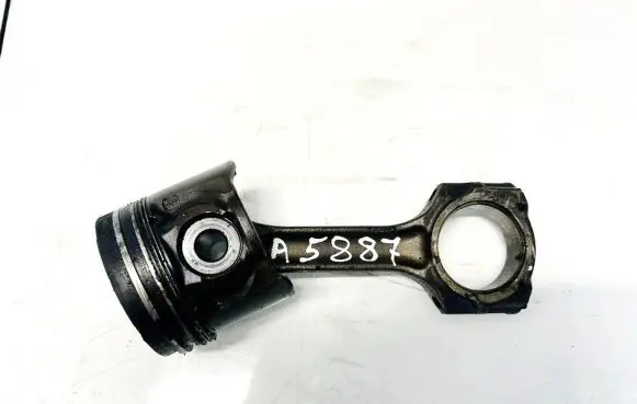 Citroen C5 Piston with connecting rod