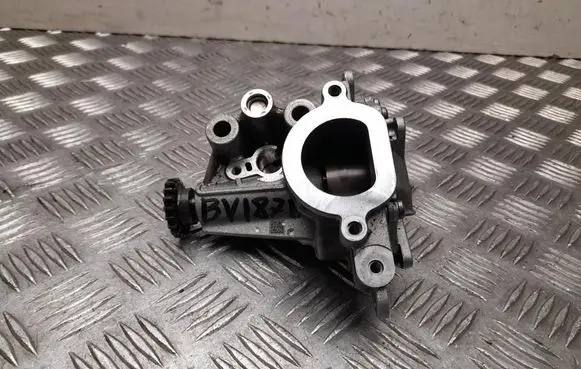 Nissan Qashqai J12 Oil pump 150100347R