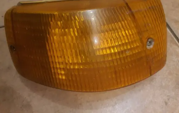 Front indicator light