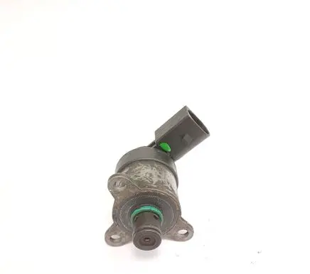 Mercedes-Benz E W211 Fuel pressure sensor 0928400604