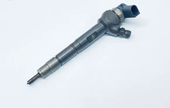 Skoda Octavia Mk3 (5E) Fuel injector 04L130277AJ 0445110477