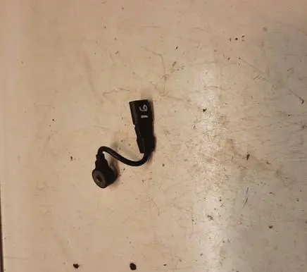 Skoda Octavia Mk1 (1U) Detonation knock sensor 06A905377B