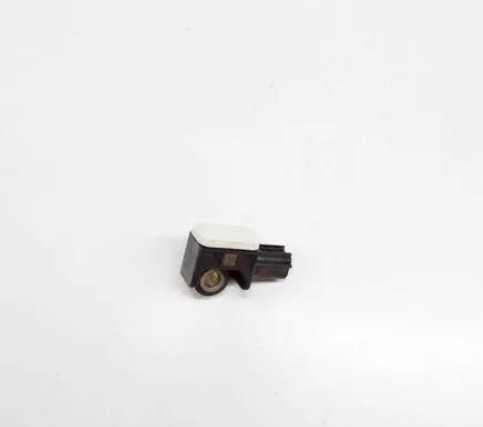 Volvo V60 Airbag deployment crash/impact sensor 31334336