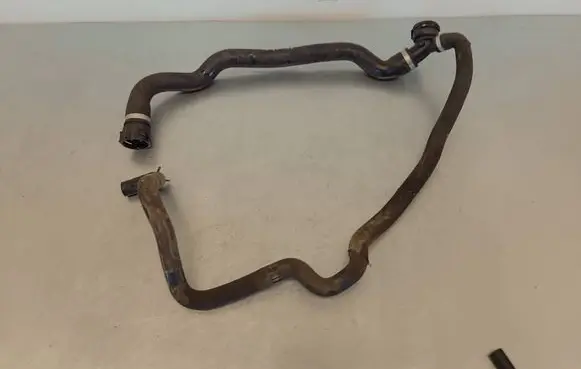 BMW X1 F48 F49 Engine coolant pipe/hose 7617363 13876010