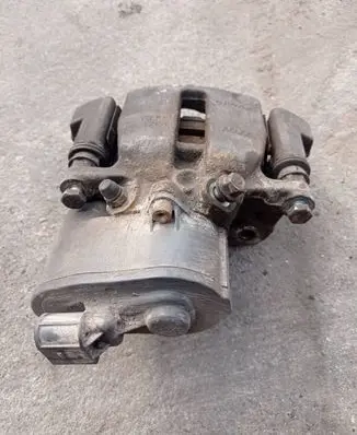 Volvo XC60 Rear brake caliper