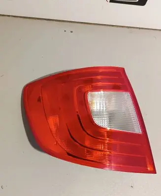 Skoda Superb B6 (3T) Rear/tail lights 3T9945095