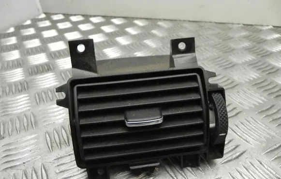 Ford Transit Rear air vent grill 8C1119C893AA T7607