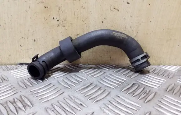 Volkswagen Tiguan Engine coolant pipe/hose 5N0122051AR