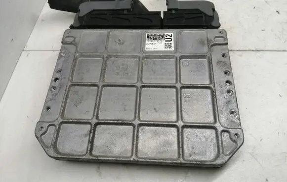 Toyota RAV 4 (XA40) Engine control unit/module 8966142U20 2759008710