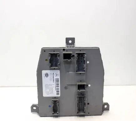 Mercedes-Benz C W205 Central body control module A2059003813
