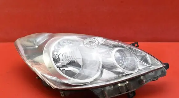 Nissan Note (E11) Headlight/headlamp 26010BH00A