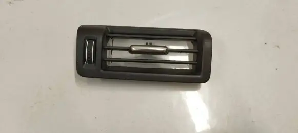 Volvo XC60 Dashboard side air vent grill/cover trim