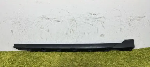 Volkswagen PASSAT B8 Sill 3g0853857