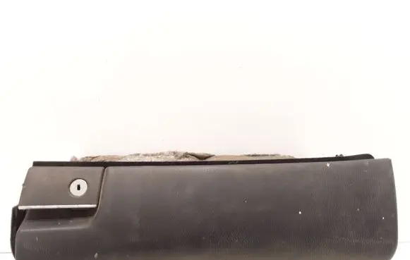 Mercedes-Benz C W203 Glove box
