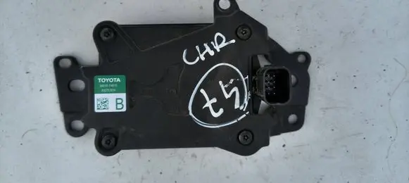 Toyota C-HR I Distronic sensor radar 88210F4010