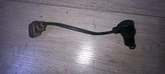 Audi A4 S4 B7 8E 8H Crankshaft position sensor 06a906433l 0261210200