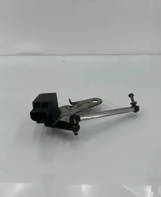 BMW 5 E60 E61 Headlight/headlamp level sensor 1093697