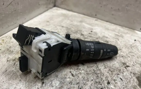 Nissan X-Trail T31 Wiper control stalk 7707SN