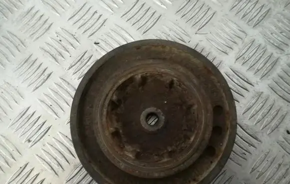 Renault Laguna II Crankshaft pulley 3554184