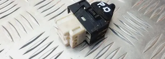 Subaru Forester SF Central locking switch button 