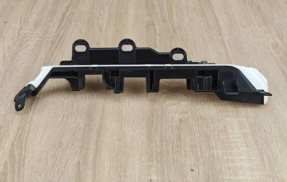 BMW 5 G30 G31 G38 Other engine bay part 8795720