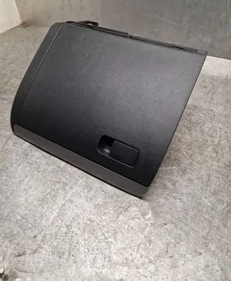 Volkswagen Jetta VI Glove box set 5C7857097