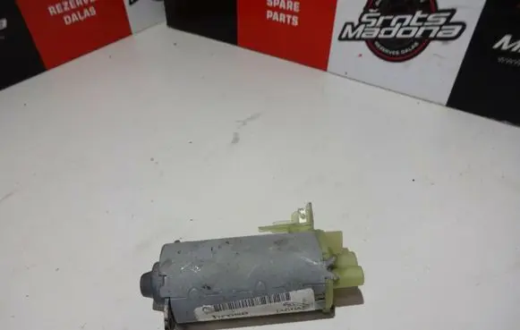 Land Rover Range Rover L322 Seat adjustment motor HFB500270