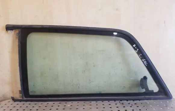 Audi A3 S3 8L Rear side window 8L3847099