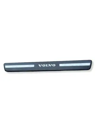 Volvo XC60 Front sill trim cover 31349213