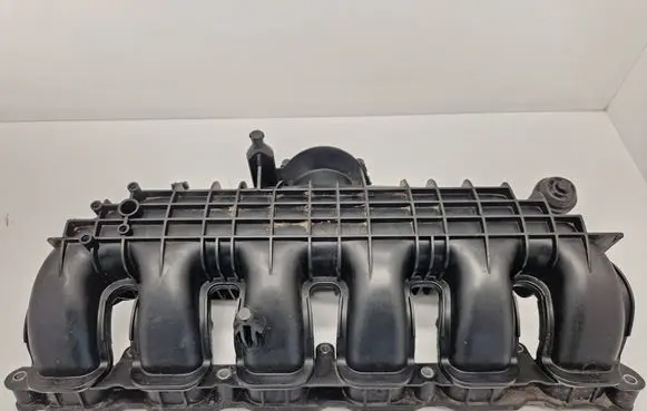 BMW 1 F20 F21 Intake manifold 757691110 15042065302
