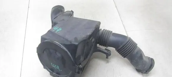 Ford Kuga II Air filter box