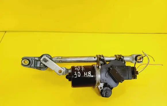 Peugeot 107 Front wiper linkage and motor