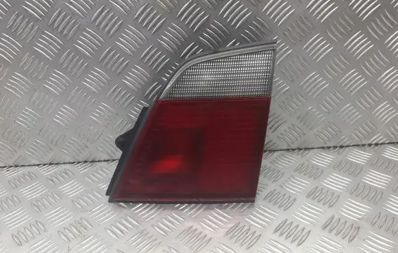 Nissan Primera Rear/tail lights 23320204